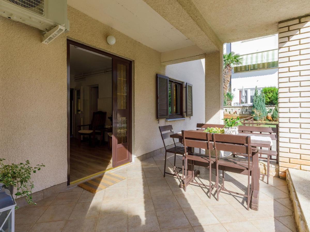 Apartment Zrinka-2 Porec Bagian luar foto